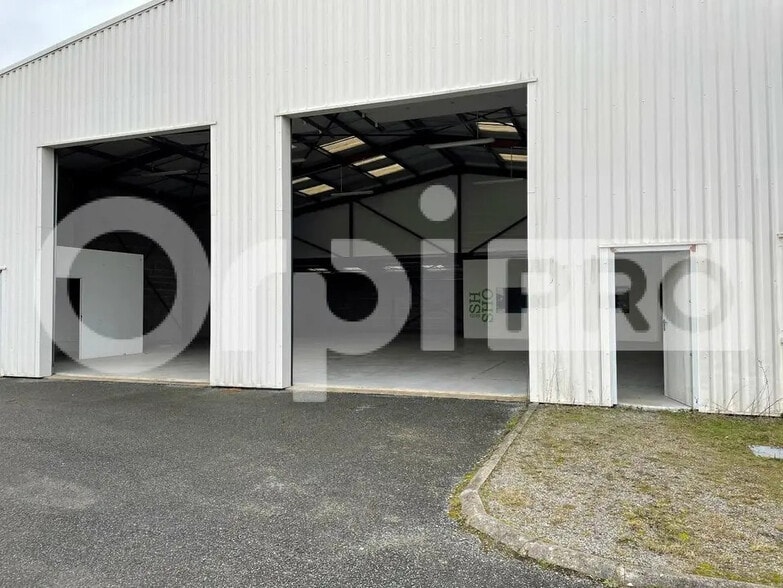 Industriel/Logistique dans Guérande à louer - Photo de l’immeuble – Image 3 sur 3