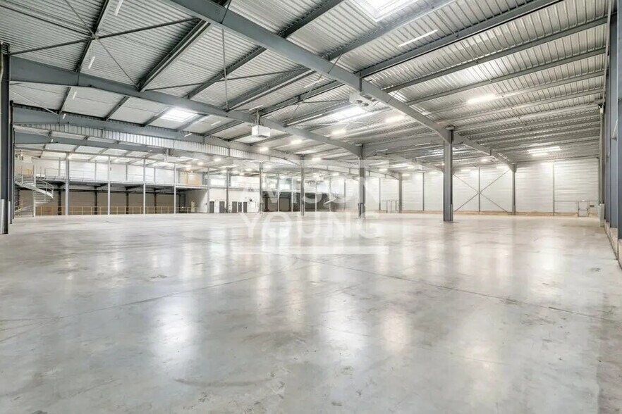 Local d’activités dans Villeparisis à louer - Photo intérieure – Image 2 sur 6