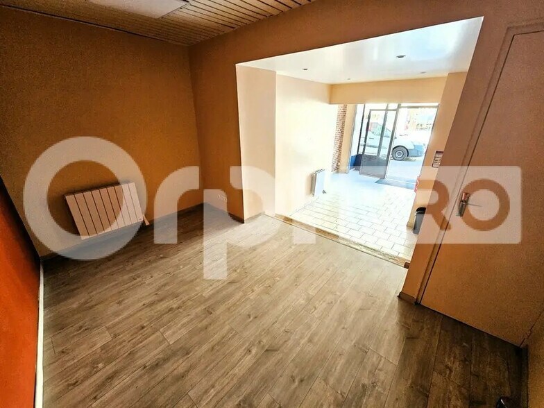 Local commercial dans Soissons à louer - Photo de l’immeuble – Image 3 sur 5