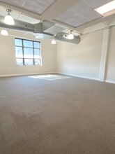 409 Joyce Kilmer Ave, New Brunswick, NJ à louer Photo de l’immeuble– Image 1 sur 4