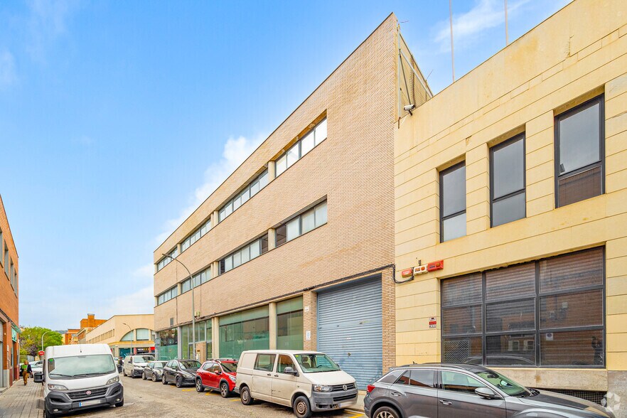 Industriel/Logistique dans Mataró, Barcelona à vendre - Photo de l’immeuble – Image 2 sur 2