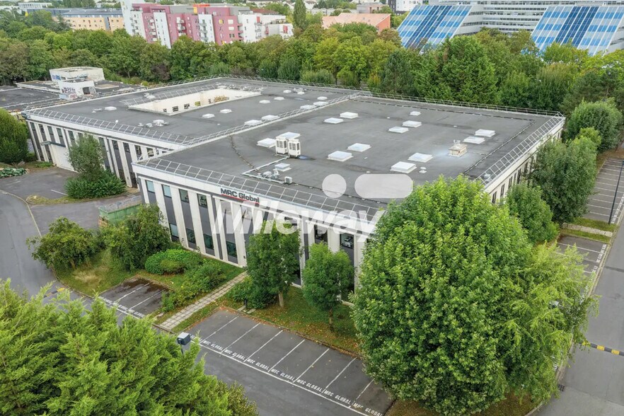 17 Rue Du Petit Albi, Cergy à louer - Photo de l’immeuble – Image 2 sur 27