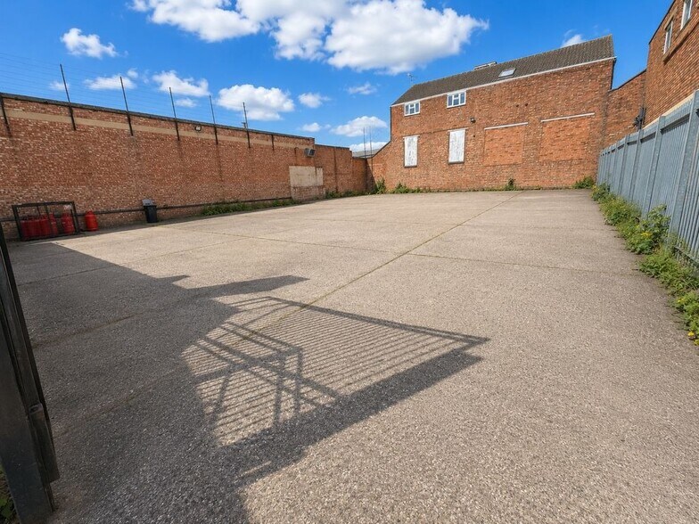 68 Linden St, Leicester à louer - Photo de l’immeuble – Image 1 sur 5