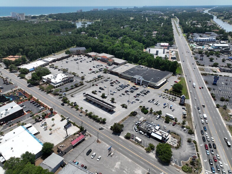9600-9664 N Kings Hwy, Myrtle Beach, SC à louer - Photo de l’immeuble – Image 3 sur 6