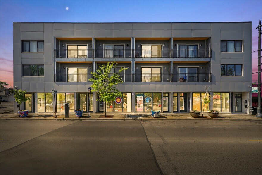 5416 W Belmont Ave, Chicago, IL à vendre - Photo de l’immeuble – Image 2 sur 15