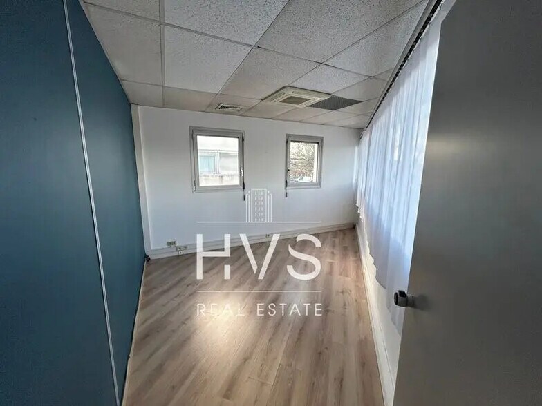 Bureau dans Aix-en-Provence à louer - Photo intérieure – Image 2 sur 3