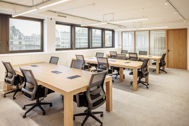 Plus de détails pour 145 Avenue Charles De Gaulle, Neuilly-sur-Seine - Coworking à louer