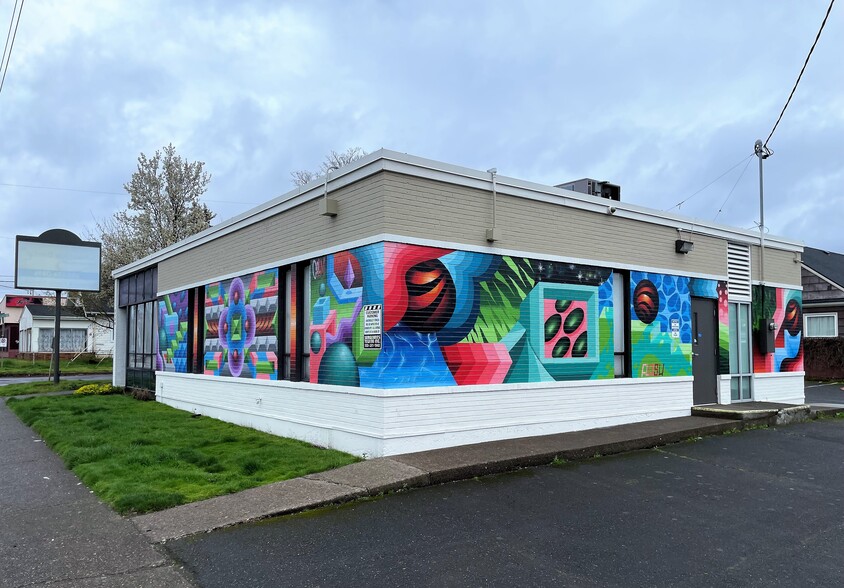2150 NE 82nd Ave, Portland, OR à vendre - Photo principale – Image 1 sur 13