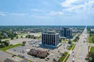 30500 Van Dyke Ave, Warren, MI - Vue aérienne vue de carte - Image1
