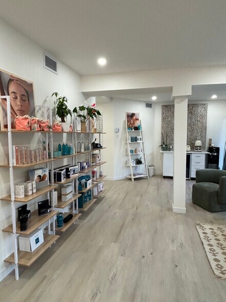 5765-5769 Ave Monkland, Montréal, QC à vendre - Photo de l’immeuble – Image 3 sur 4