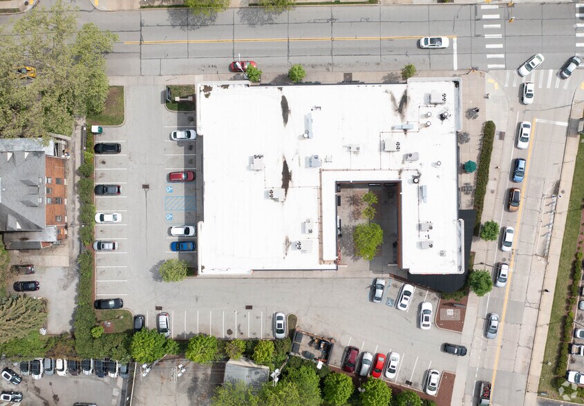 4815 Centre Ave, Pittsburgh, PA à louer - Aérien – Image 2 sur 4