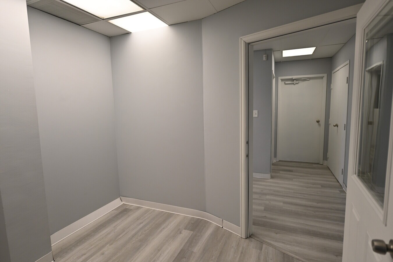 7373 W Jefferson Ave, Lakewood, CO 80235 - Lot 401/402 - - Photo intérieure - Image 1 of 7