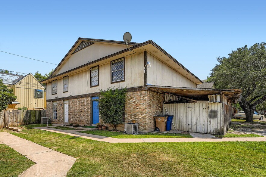 5803 Cougar Dr, Austin, TX à vendre - Photo de l’immeuble – Image 2 sur 28