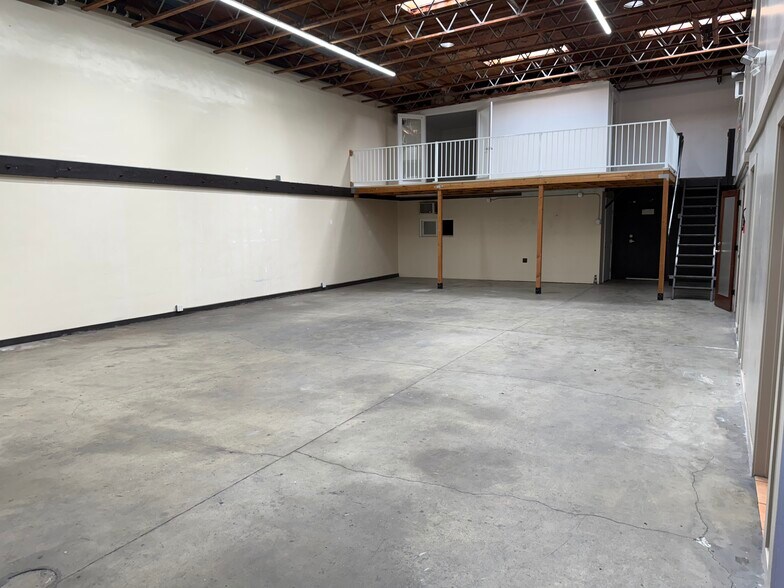 3814 W 139th St, Hawthorne, CA à vendre - Photo intérieure – Image 2 sur 33