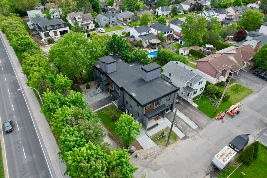 62 Columbus Av - 12 Sylvester St portefeuille de 1 biens à vendre sur LoopNet.fr - Photo de l’immeuble – Image 1 sur 21