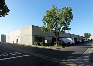 Plus de détails pour 1040 N Batavia St, Orange, CA - Industriel/Logistique à louer