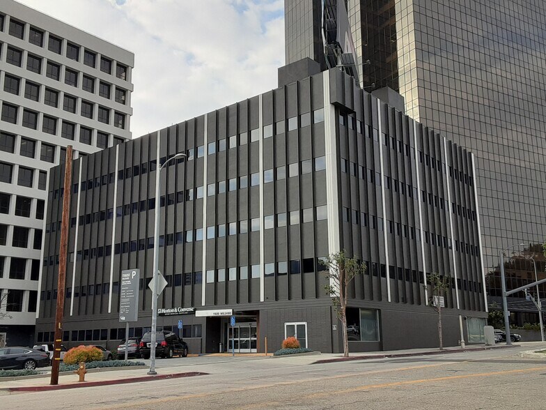 11600 Wilshire Blvd, Los Angeles, CA à louer - Photo de l’immeuble – Image 3 sur 3