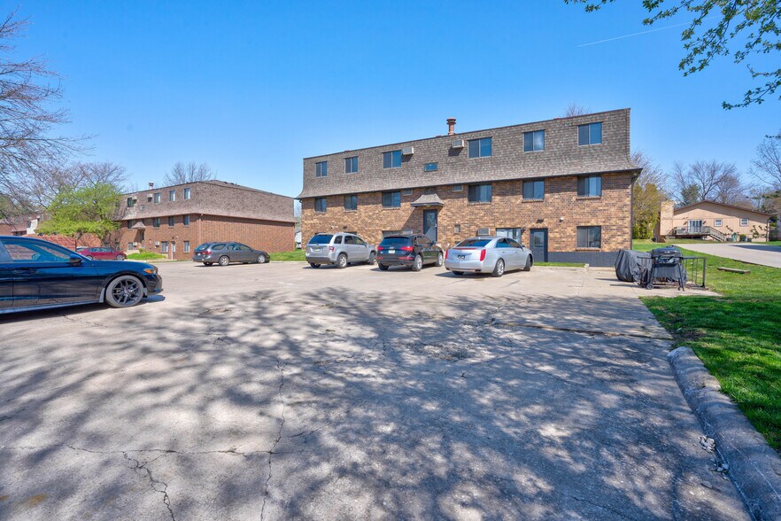 1601 Aber Ave, Iowa City, IA à vendre - Photo de l’immeuble – Image 3 sur 16