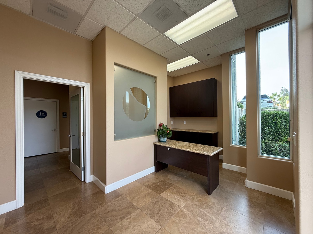 13422 Pomerado Rd, Poway, CA à louer Photo intérieure– Image 1 sur 6