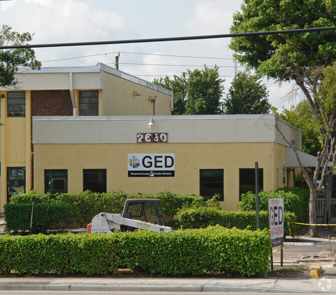 2680 W Oakland Park Blvd, Oakland Park, FL à vendre - Photo de l’immeuble – Image 2 sur 2
