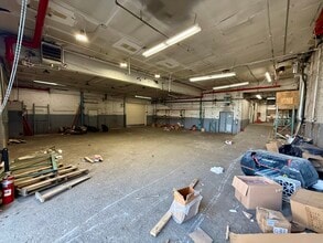 156 Hinsdale St, Brooklyn, NY à louer Photo de l’immeuble– Image 1 sur 11