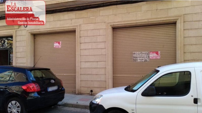 Local commercial dans Ibi, Alicante à louer Photo intérieure– Image 1 sur 4