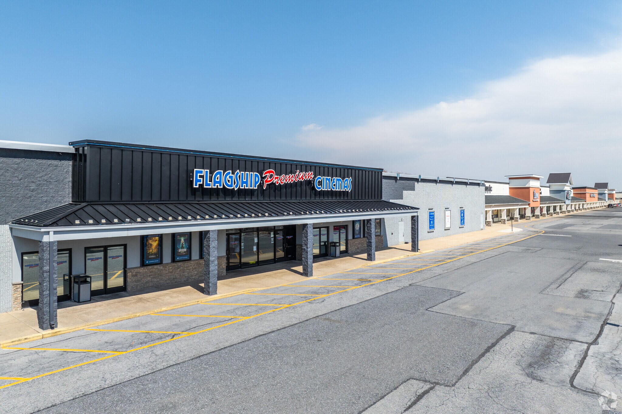 2-22 N Londonderry Sq, Palmyra, PA à louer Photo de l’immeuble– Image 1 sur 9