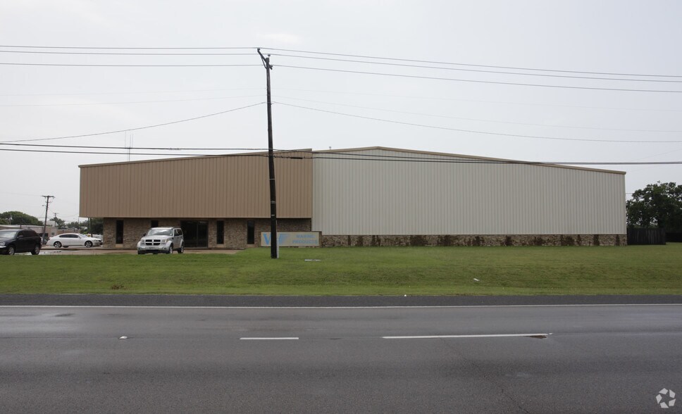 6642 Baker Blvd, Fort Worth, TX à louer - Photo de l’immeuble – Image 3 sur 3
