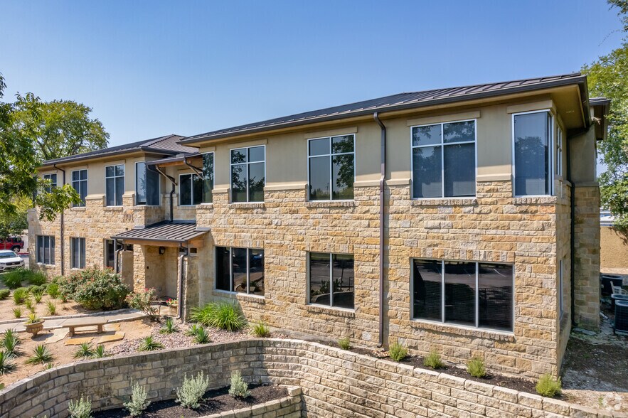 7701 San Felipe Blvd, Austin, TX à vendre - Photo de l’immeuble – Image 3 sur 13