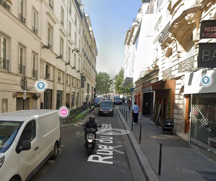 Local commercial dans Paris à louer - Photo de l’immeuble – Image 2 sur 4