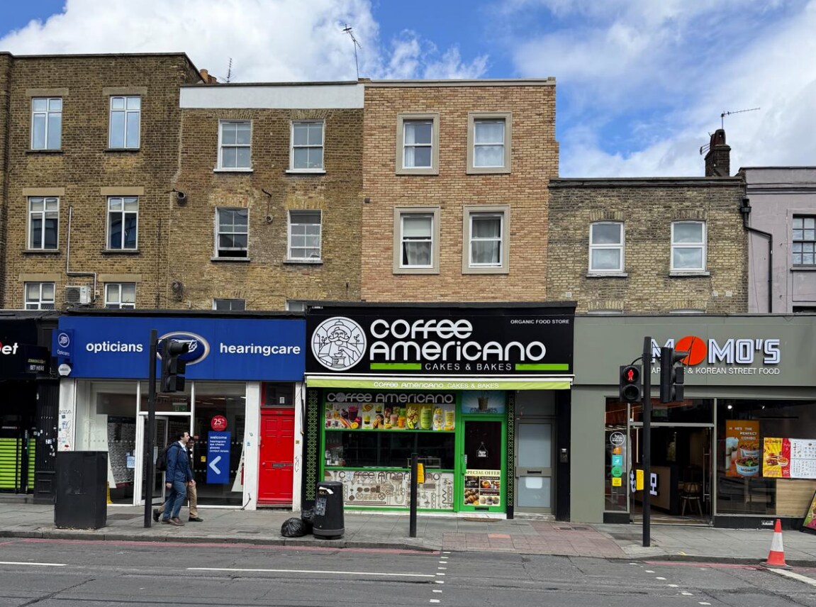 104 Camden High St, Londres à louer Photo principale– Image 1 sur 2