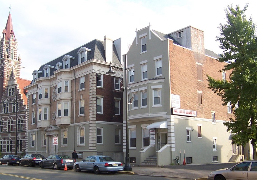 56-60 Hamilton St, Paterson, NJ à louer - Photo principale – Image 1 sur 3