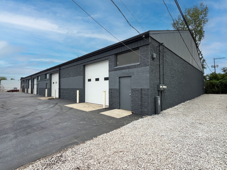 3061-3069 Lamb Ave, Columbus, OH à louer - Photo de l’immeuble – Image 2 sur 9