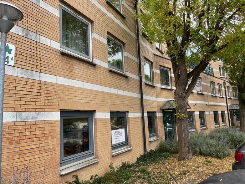 Avenue Du Centaure, Cergy à vendre - Photo de l’immeuble – Image 2 sur 14