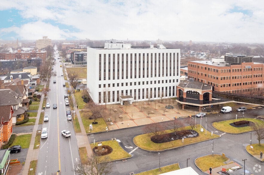 220 Alexander St, Rochester, NY à louer - Aérien – Image 2 sur 28