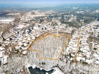 Plus de détails pour Vivian Dr, Waterbury, CT - Terrain à vendre