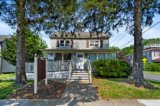 369 N Main St, Barnegat, NJ à louer Photo de l’immeuble– Image 1 sur 17