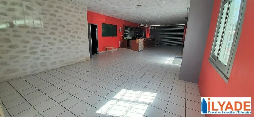 Local commercial dans VITROLLES à louer - Photo de l’immeuble – Image 3 sur 5