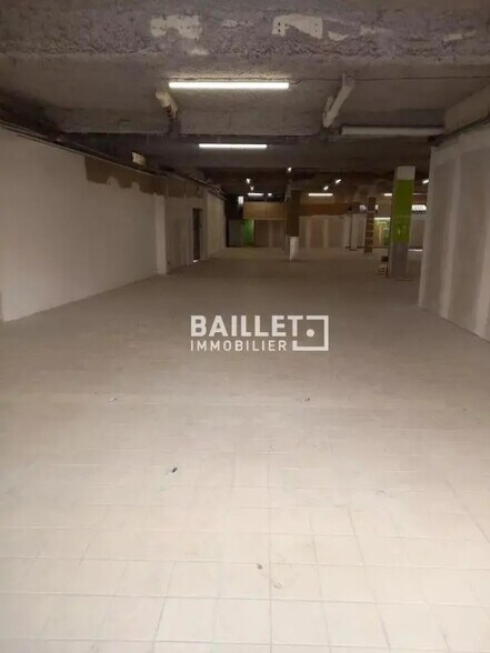 Local commercial dans Nice à vendre - Photo de l’immeuble – Image 3 sur 9