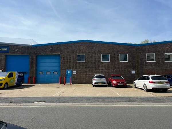 Stevenson Rd, Brighton à louer - Photo de l’immeuble – Image 2 sur 2