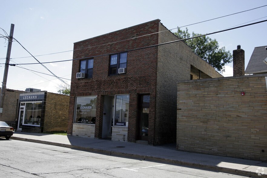 53 Highwood Ave, Highwood, IL à louer - Photo de l’immeuble – Image 3 sur 5