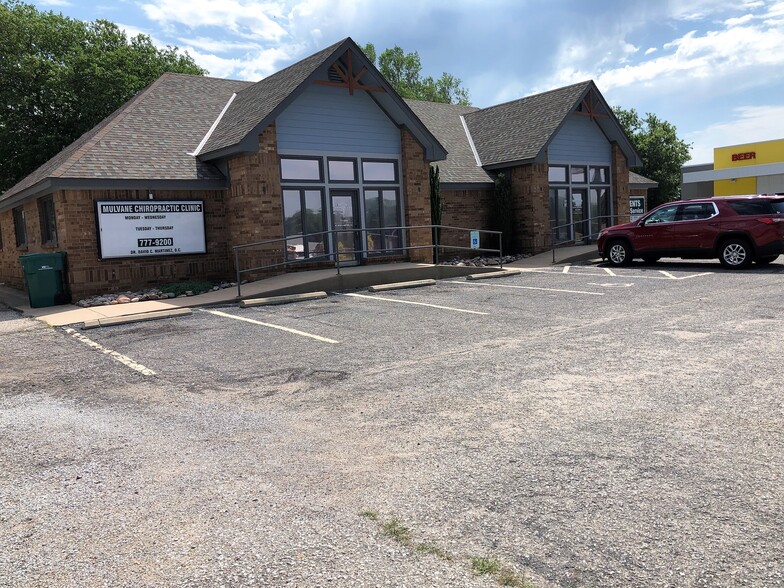 1100 SE Louis Dr, Mulvane, KS à vendre - Photo de l’immeuble – Image 1 sur 3
