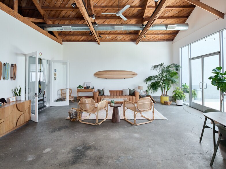 112 Arena St, El Segundo, CA à vendre - Photo de l’immeuble – Image 2 sur 25