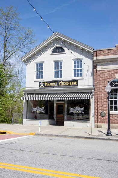 62 W Main St, Goshen, NY à vendre - Photo de l’immeuble – Image 2 sur 24