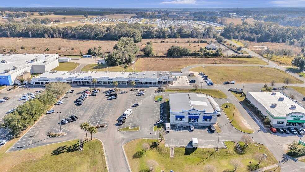 2197 NW 11th Dr, Chiefland, FL à louer - Photo de l’immeuble – Image 2 sur 13