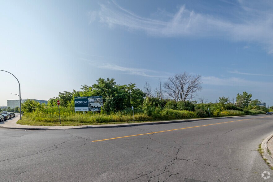2050 Rue Cohen, Montréal, QC à louer - Photo principale – Image 1 sur 1