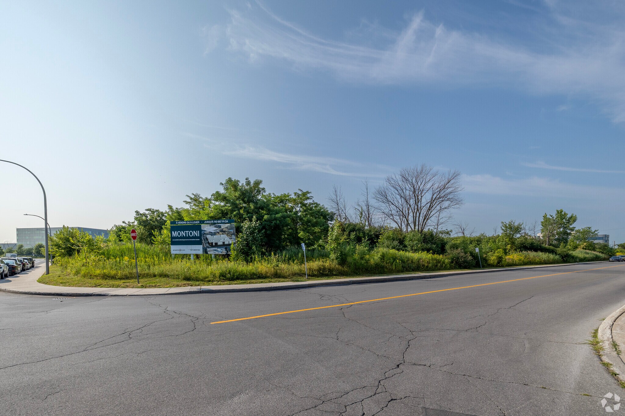 2050 Rue Cohen, Montréal, QC à louer Photo principale– Image 1 sur 2