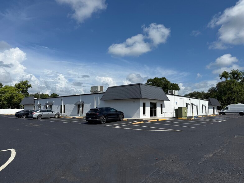 410 W Renfro St, Plant City, FL à louer - Photo de l’immeuble – Image 1 sur 21