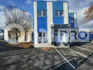 Plus de détails pour Local d’activités à vendre
