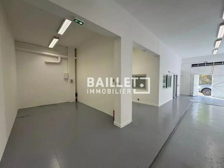 Industriel/Logistique dans Antibes à vendre - Photo intérieure – Image 2 sur 8